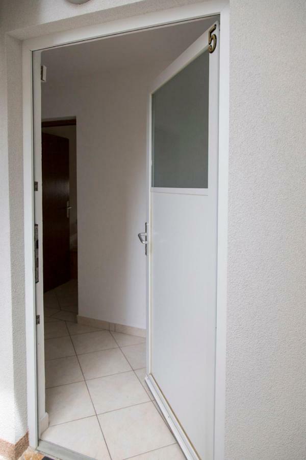 Apartments Beba Vir Exterior photo